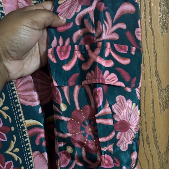 Farm Rio Teal Seashell Tapestry Cargo Pants size L NWOT - Picture 5 of 7